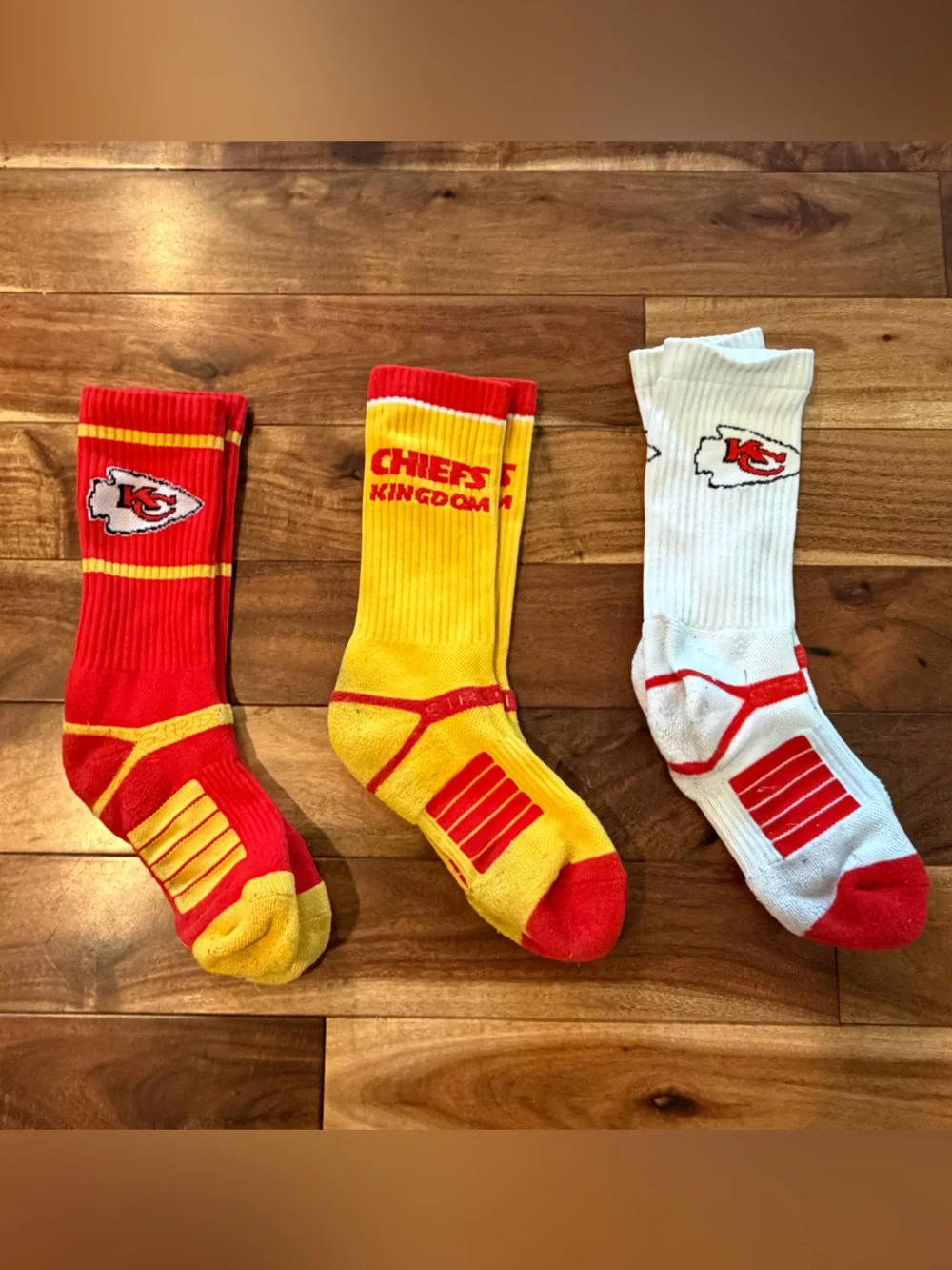 Lot of 3 men's Kansas City Chiefs Yellow & Red $ White Athletic Crew Socks